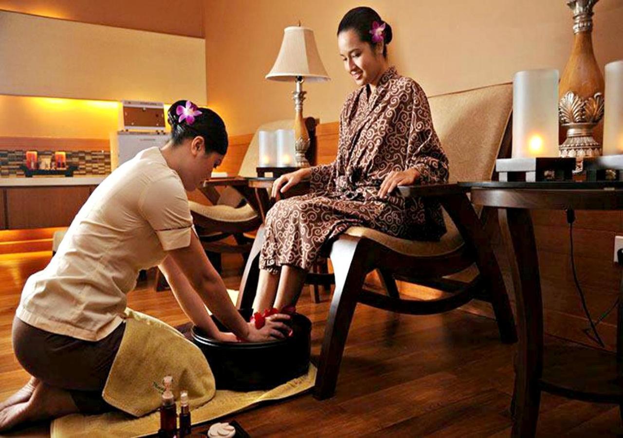 Отель Royale Chulan Куала-Лумпур Экстерьер фото Thai spa