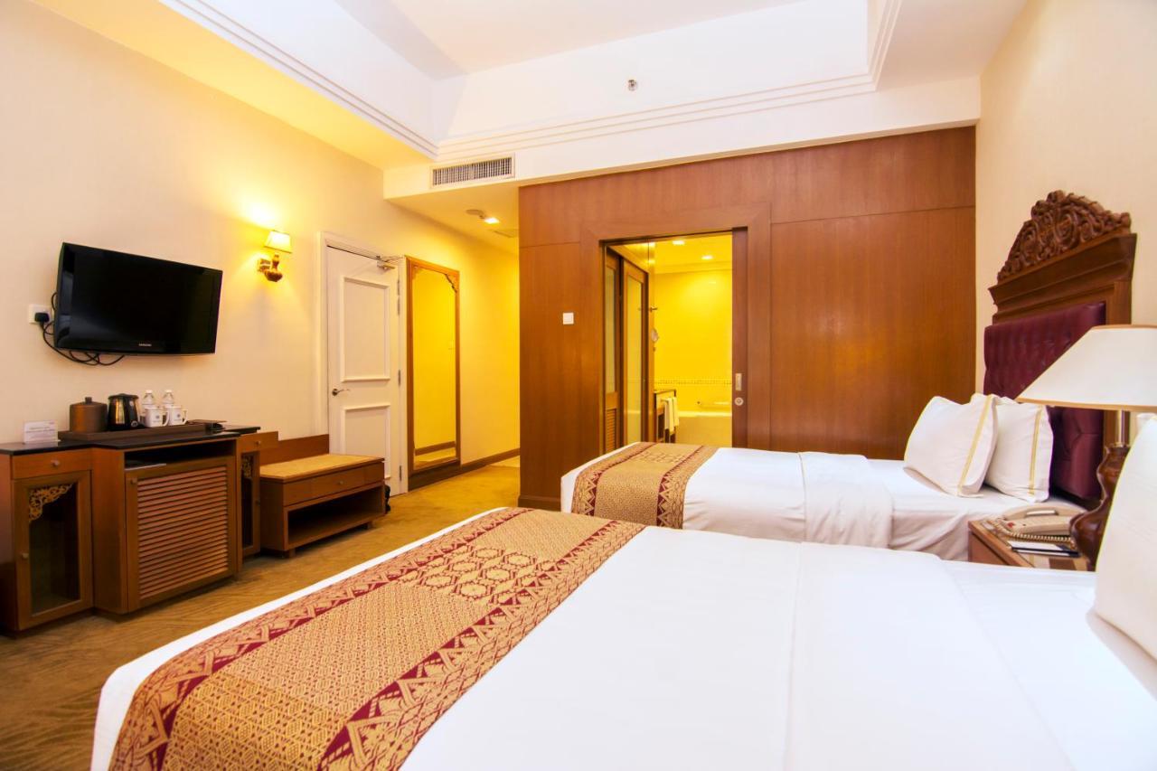 Отель Royale Chulan Куала-Лумпур Экстерьер фото Deluxe Room